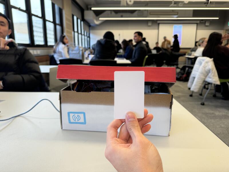 Smart Pill Dispenser — internal mechanism